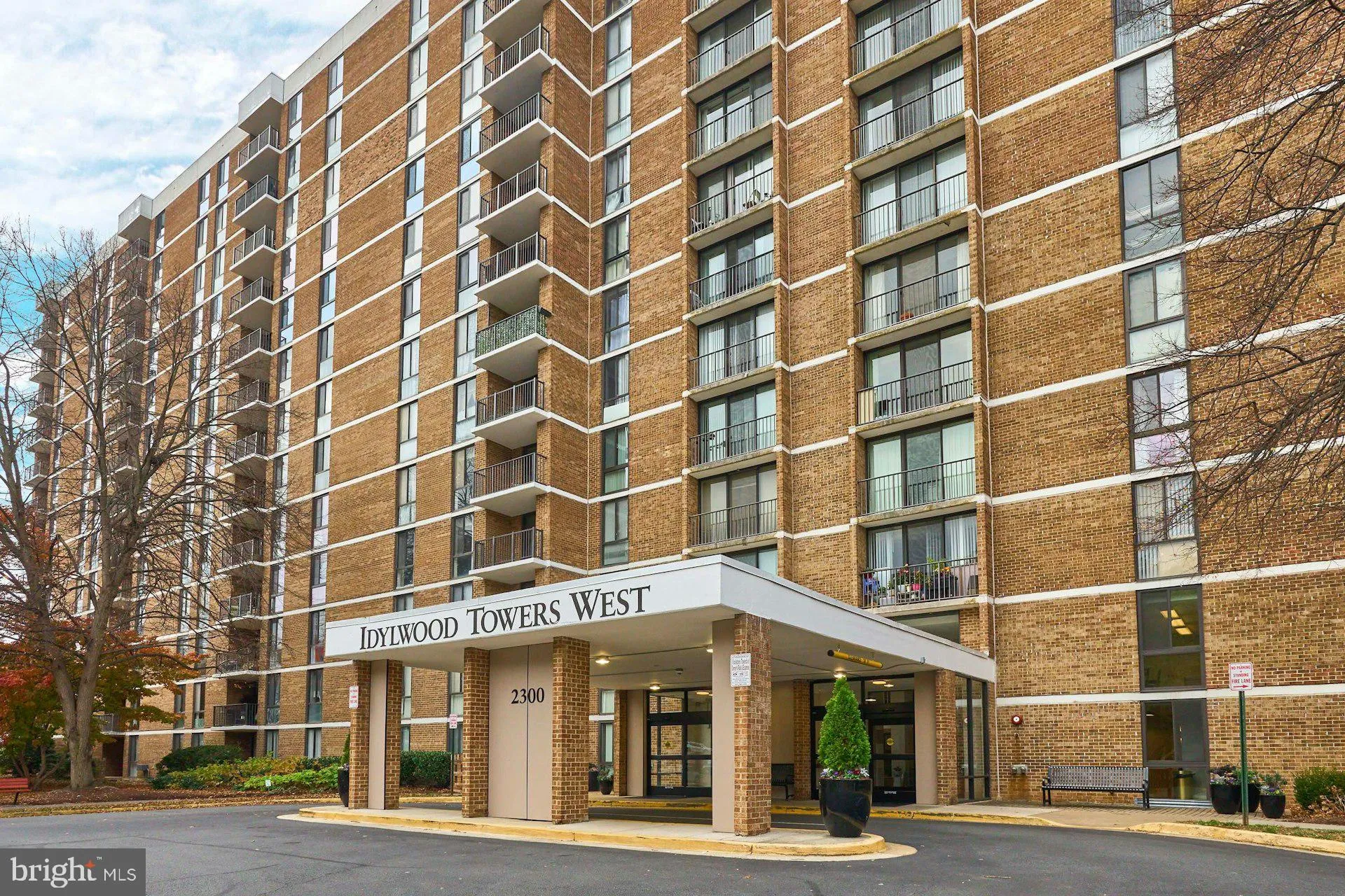 2300 PIMMIT DRIVE, Falls Church, VA 22043