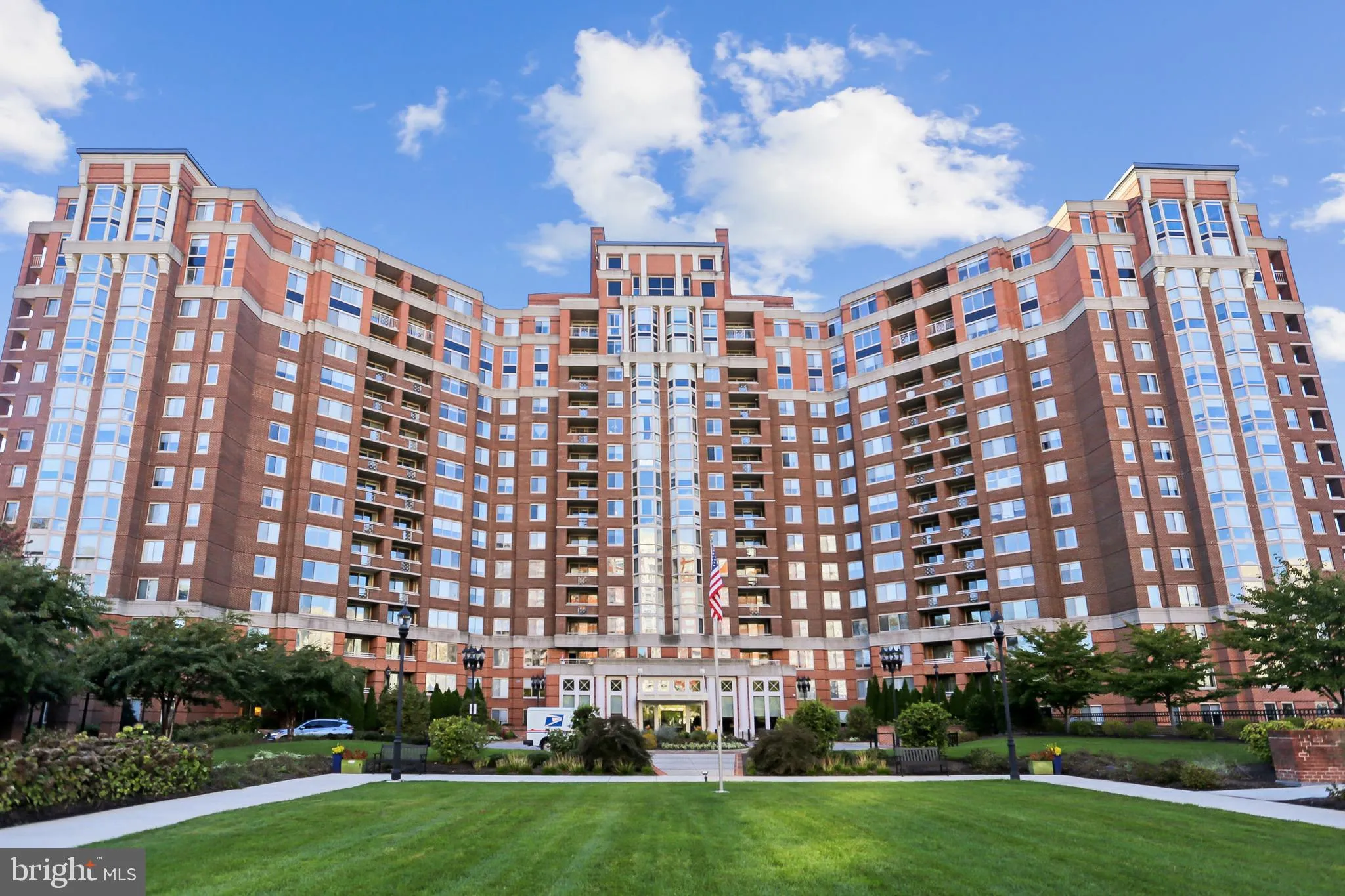 5809 NICHOLSON LANE, North Bethesda, MD 20852