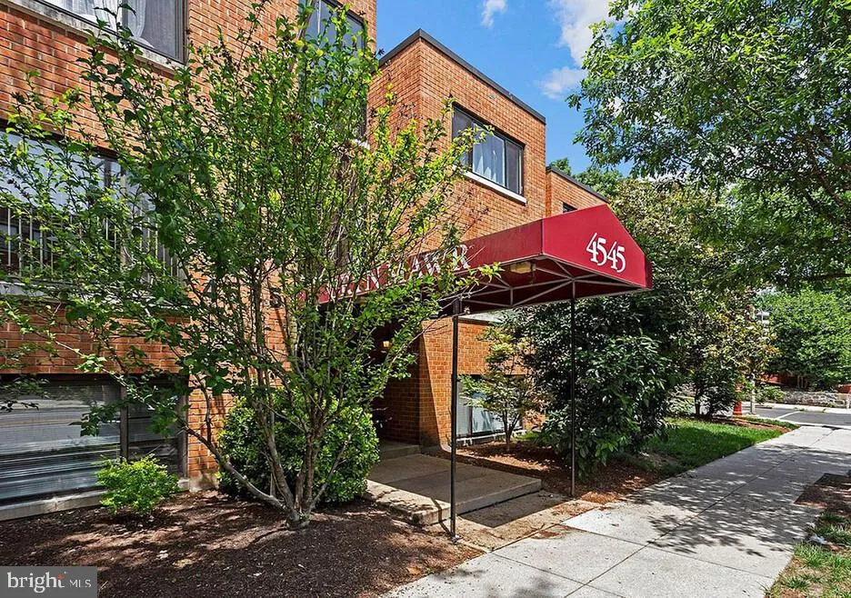 4545 MACARTHUR BOULEVARD, Washington, DC 20007
