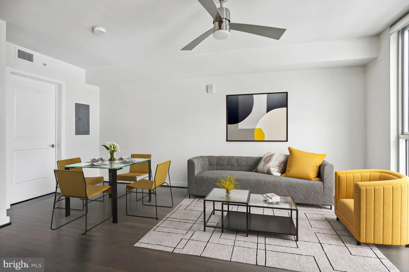 1025 1ST STREET, Washington, DC 20003