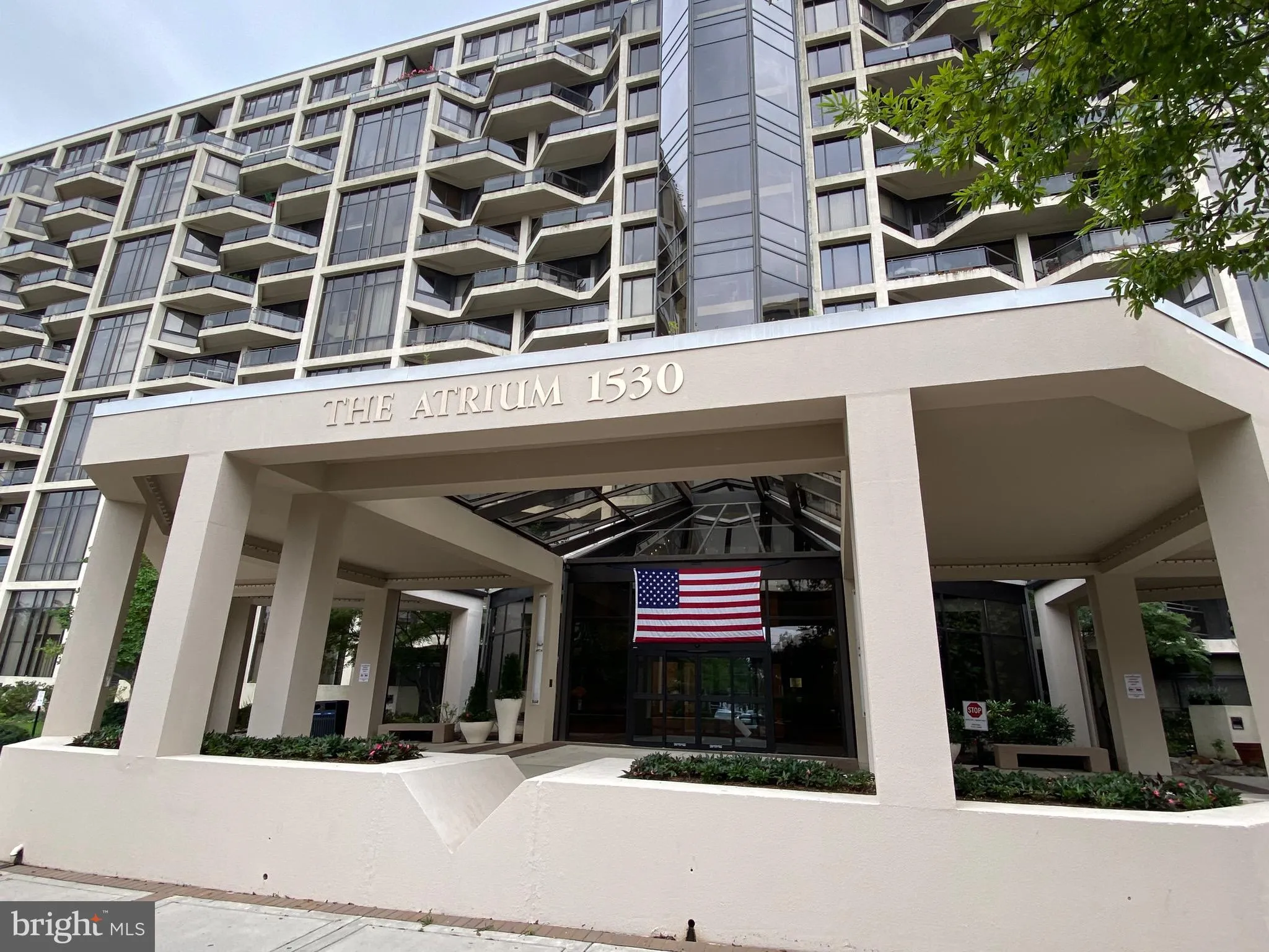 1530 KEY BOULEVARD, Arlington, VA 22209