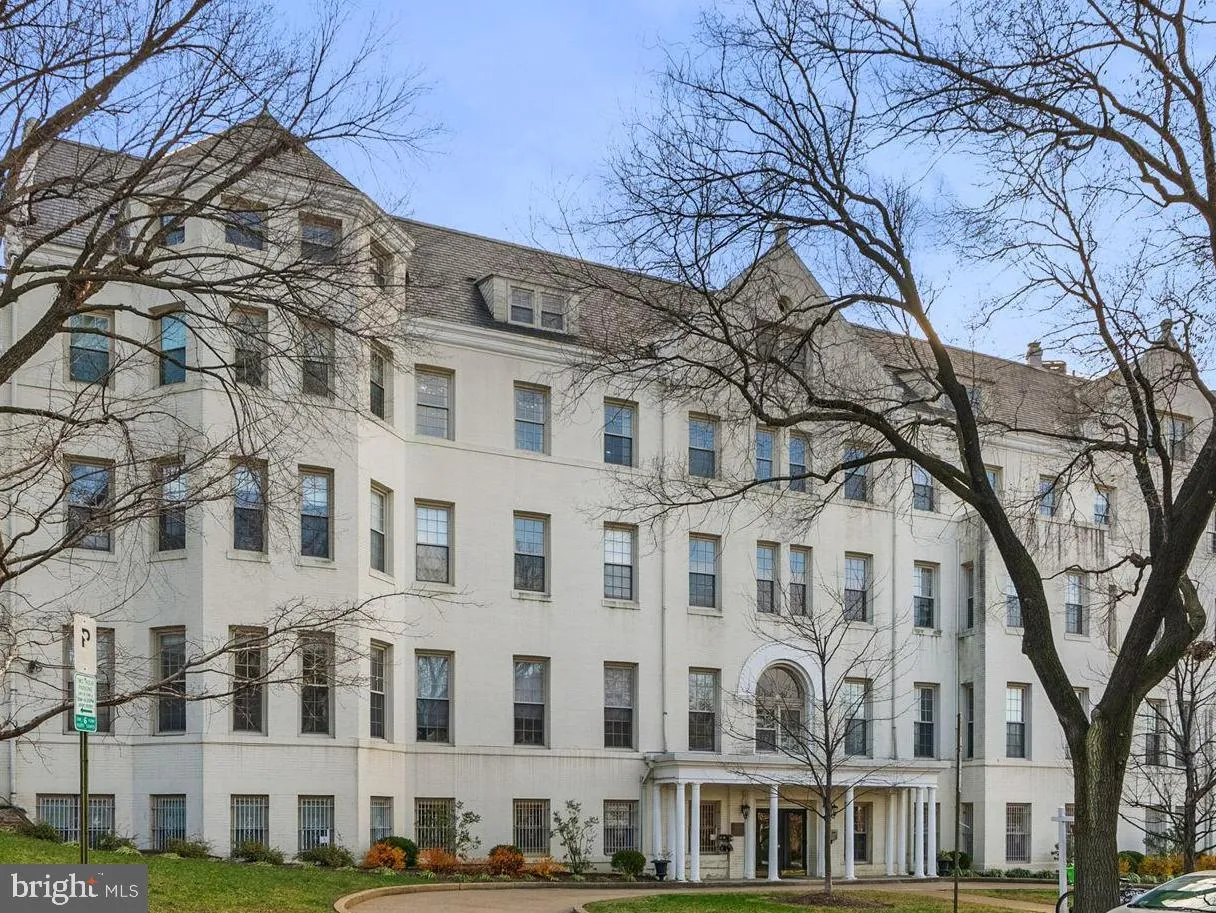 101 NORTH CAROLINA AVENUE, Washington, DC 20003
