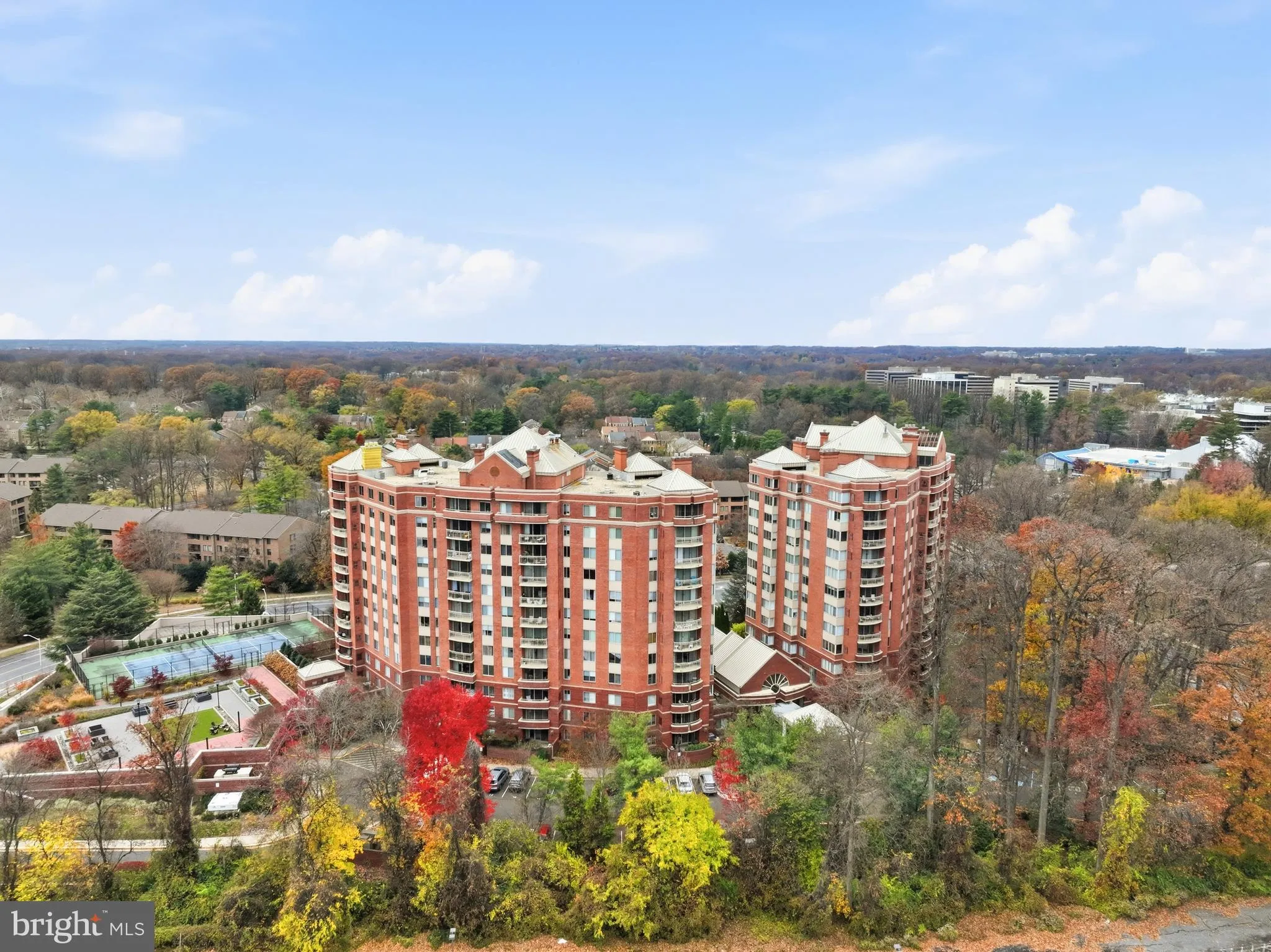 5802 NICHOLSON LANE, Rockville, MD 20852