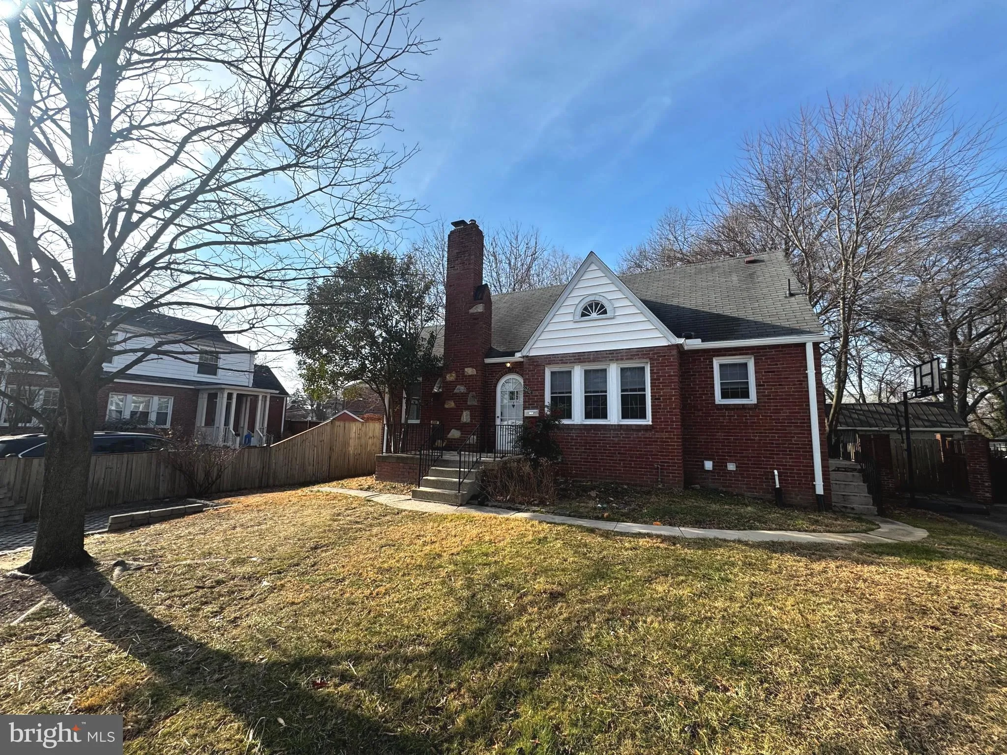 626 IRVING STREET, Arlington, VA 22204