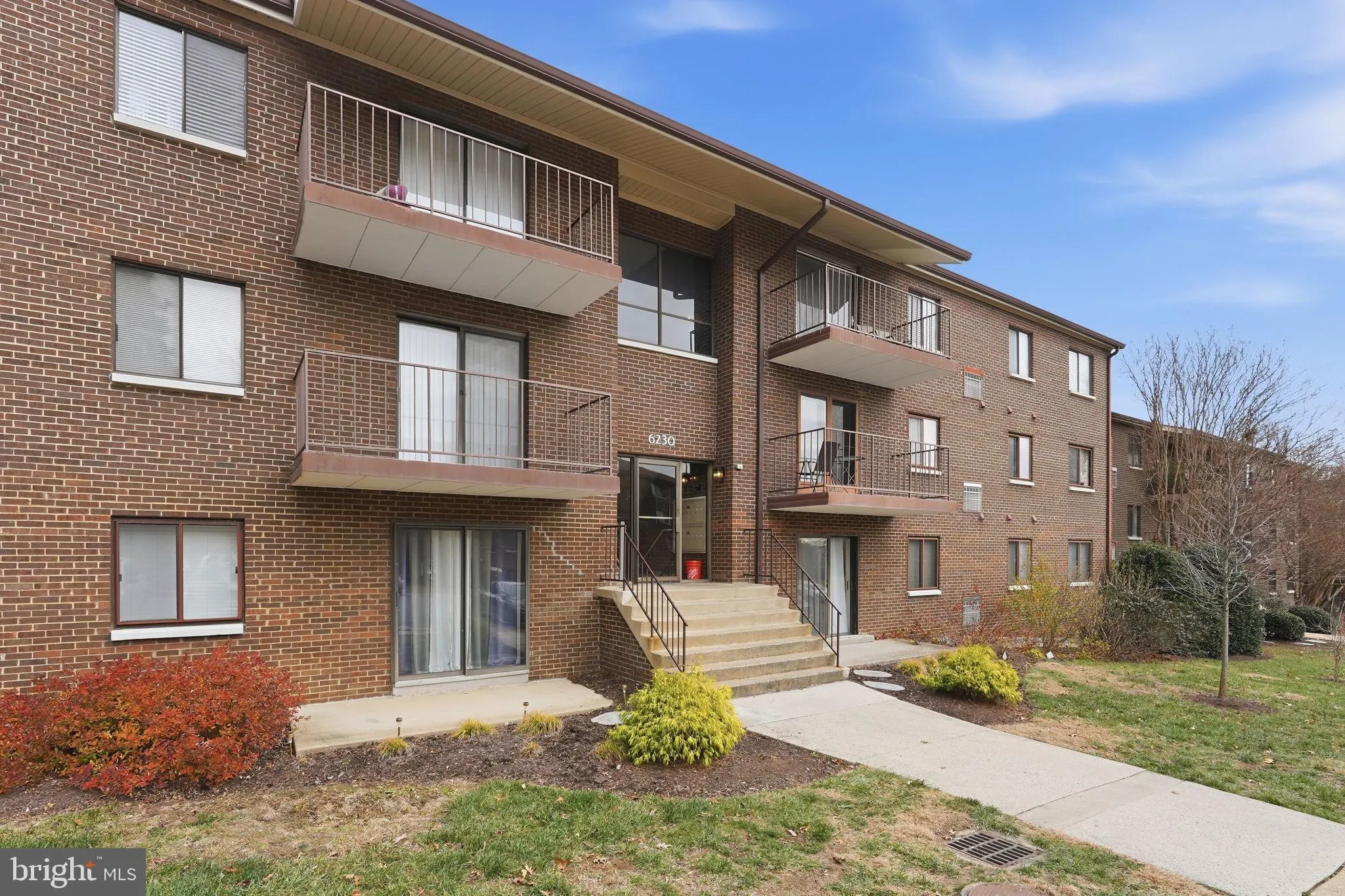 6230 EDSALL ROAD, Alexandria, VA 22312