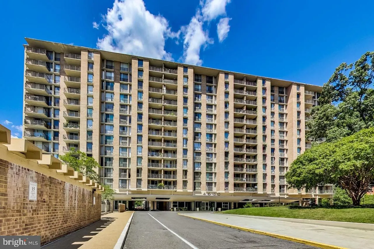 4600 FOUR MILE RUN DRIVE, Arlington, VA 22204