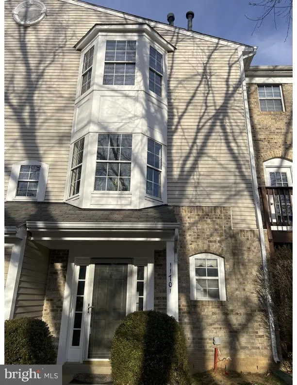 11701 SCOOTER LANE, Fairfax, VA 22030