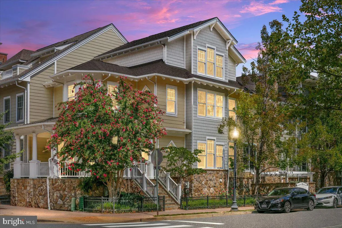 2863 11TH STREET, Arlington, VA 22201