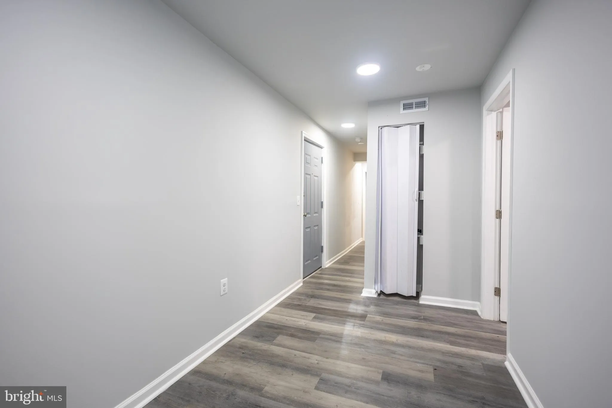 1300-1302 MORRIS ROAD, Washington, DC 20020