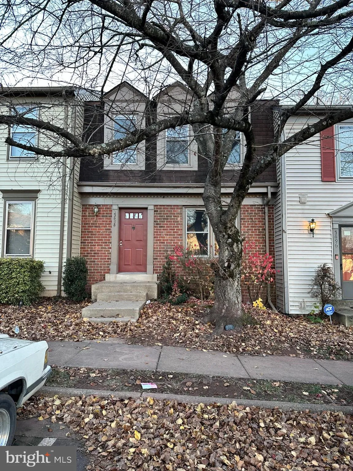5694 CABELLS COURT, Centreville, VA 20120