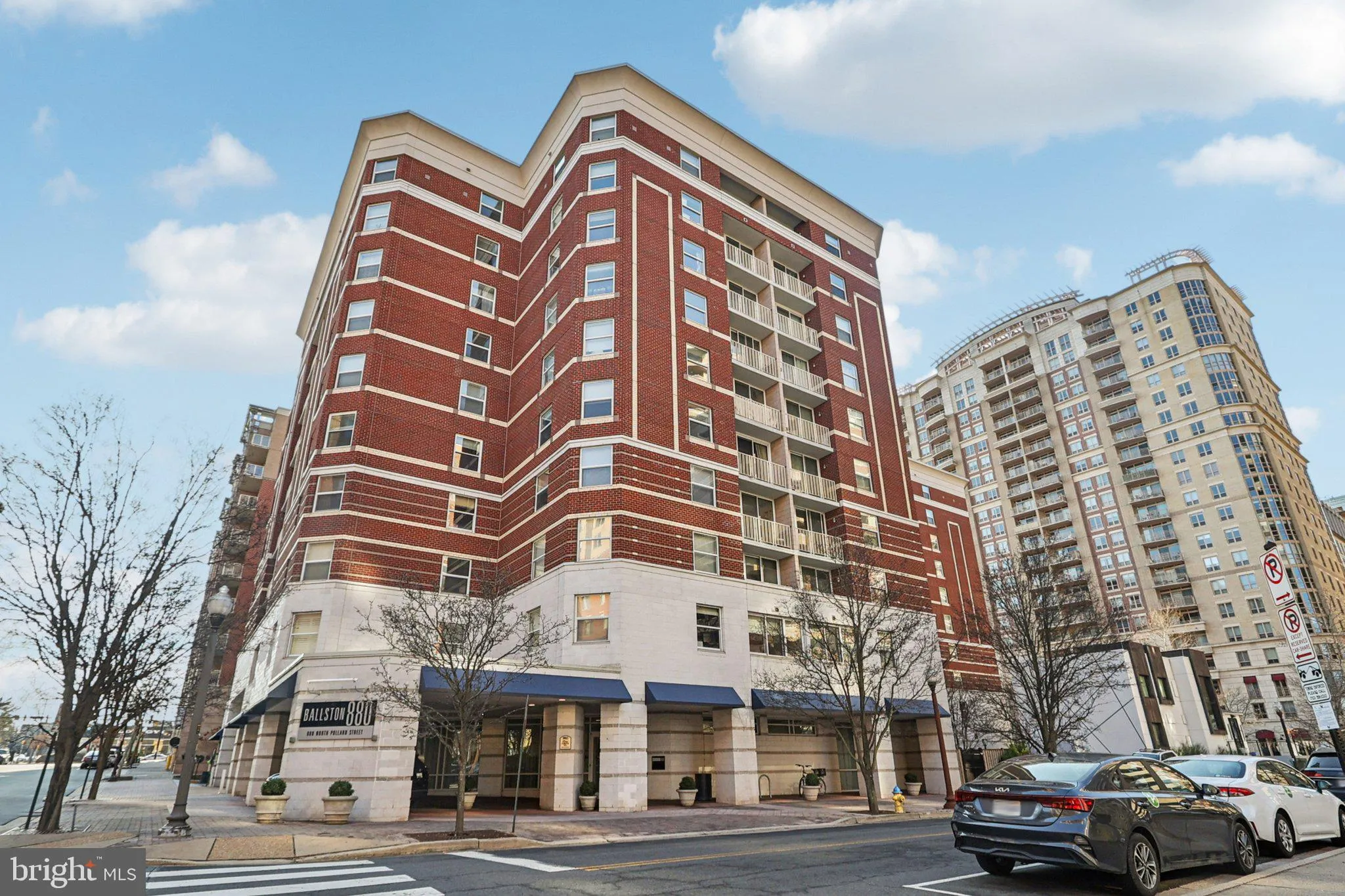 880 POLLARD STREET, Arlington, VA 22203