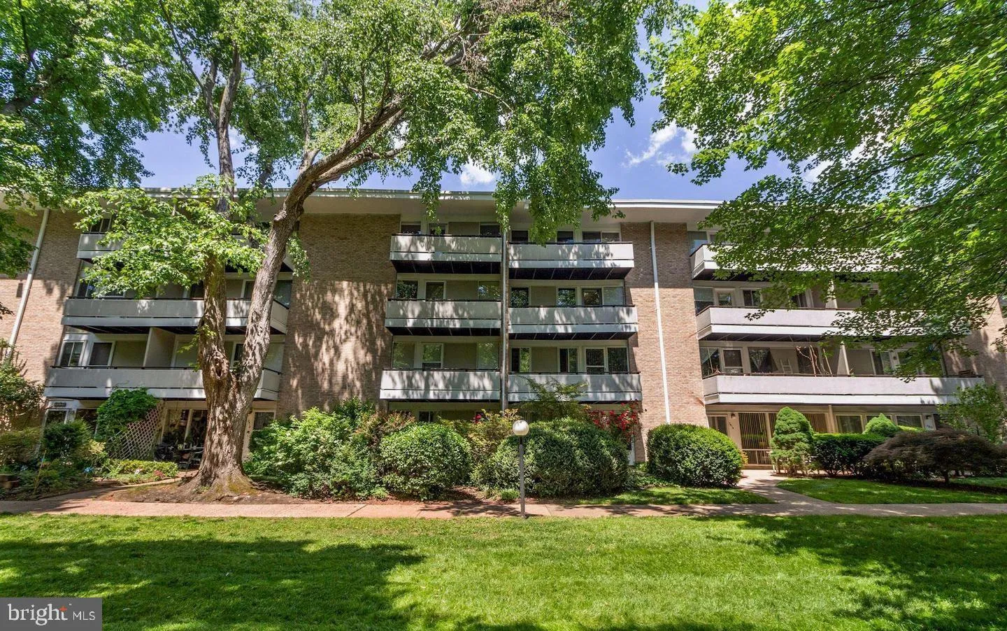 7515 SPRING LAKE DRIVE, Bethesda, MD 20817