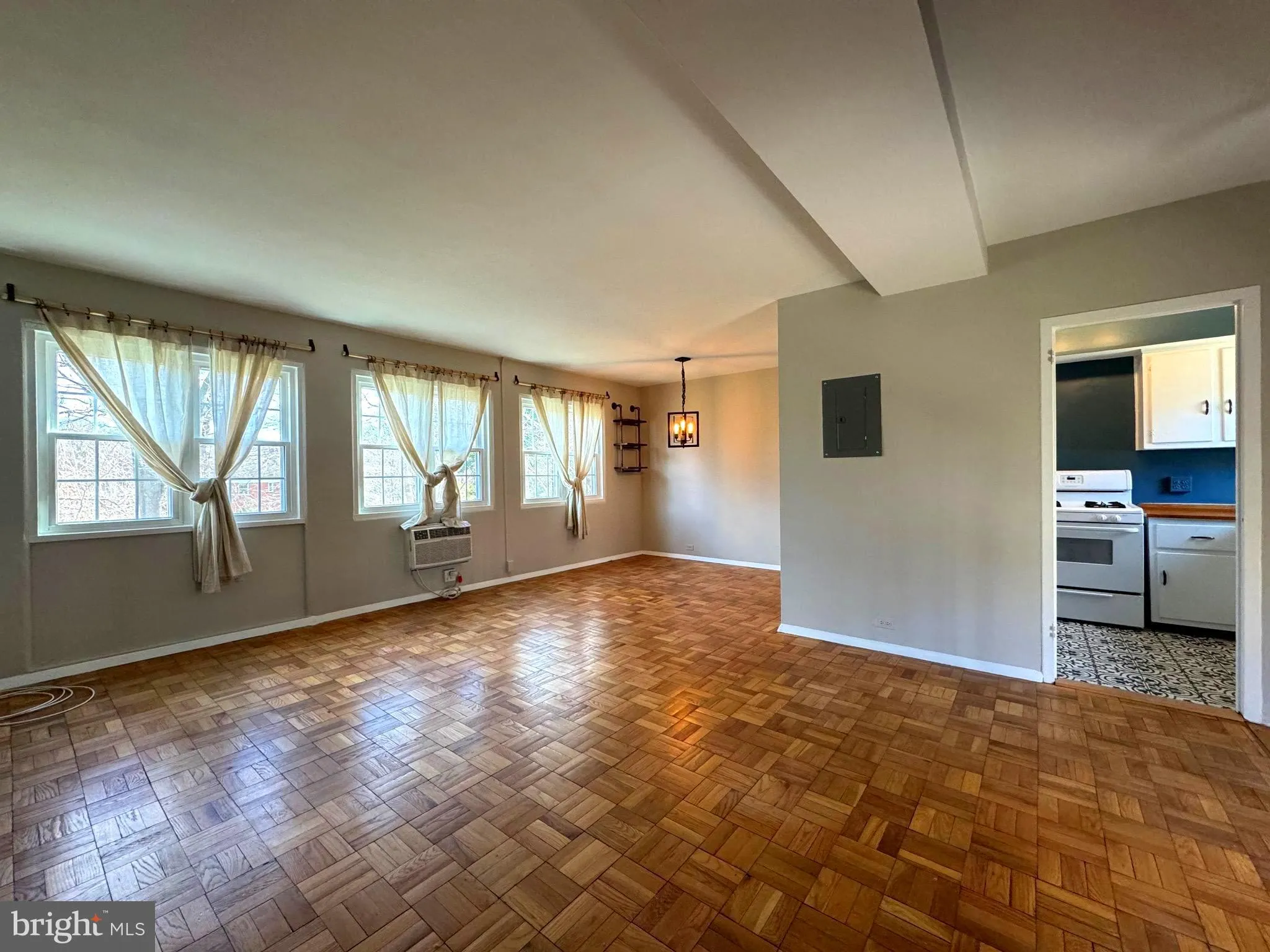 1726 PRESTON ROAD, Alexandria, VA 22302