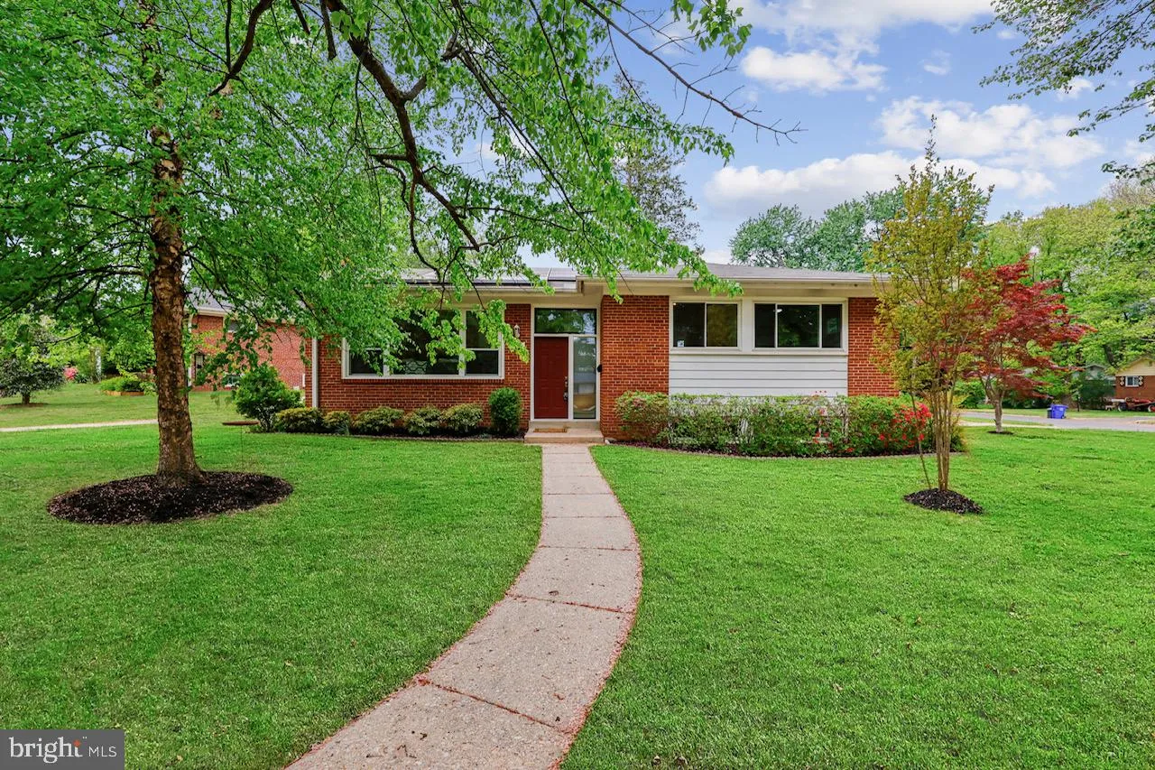 1901 LADD STREET, Silver Spring, MD 20902