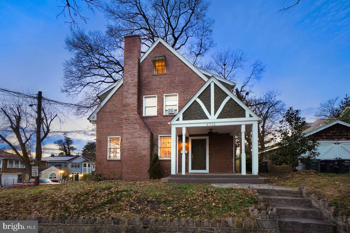 6712 6TH STREET, Washington, DC 20012