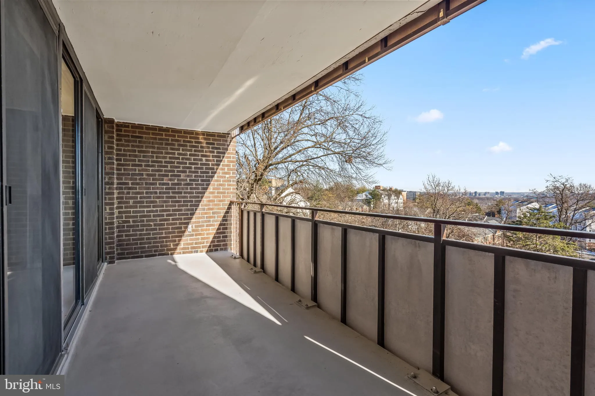 250 REYNOLDS STREET, Alexandria, VA 22304