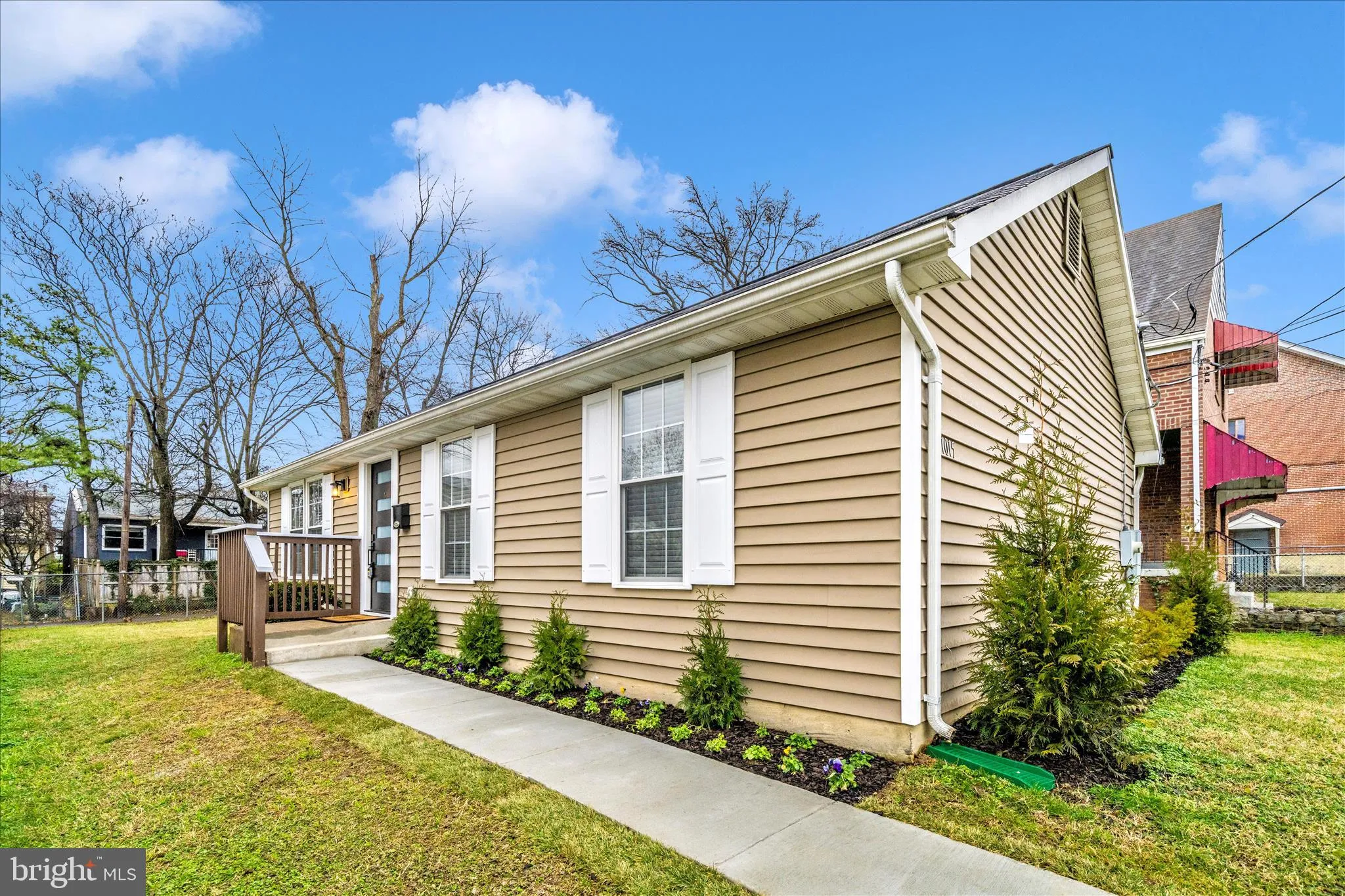 1015 48TH PLACE, Washington, DC 20019