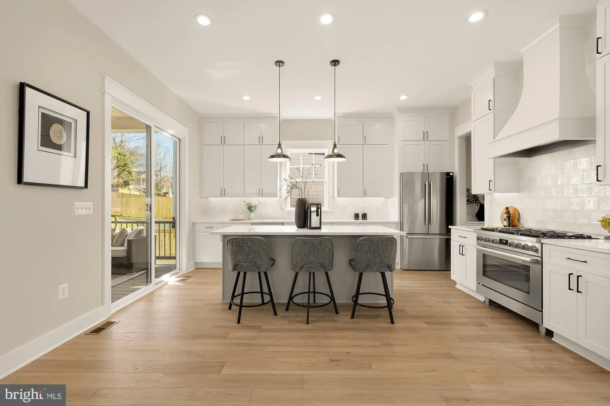 5707 9TH STREET, Arlington, VA 22205