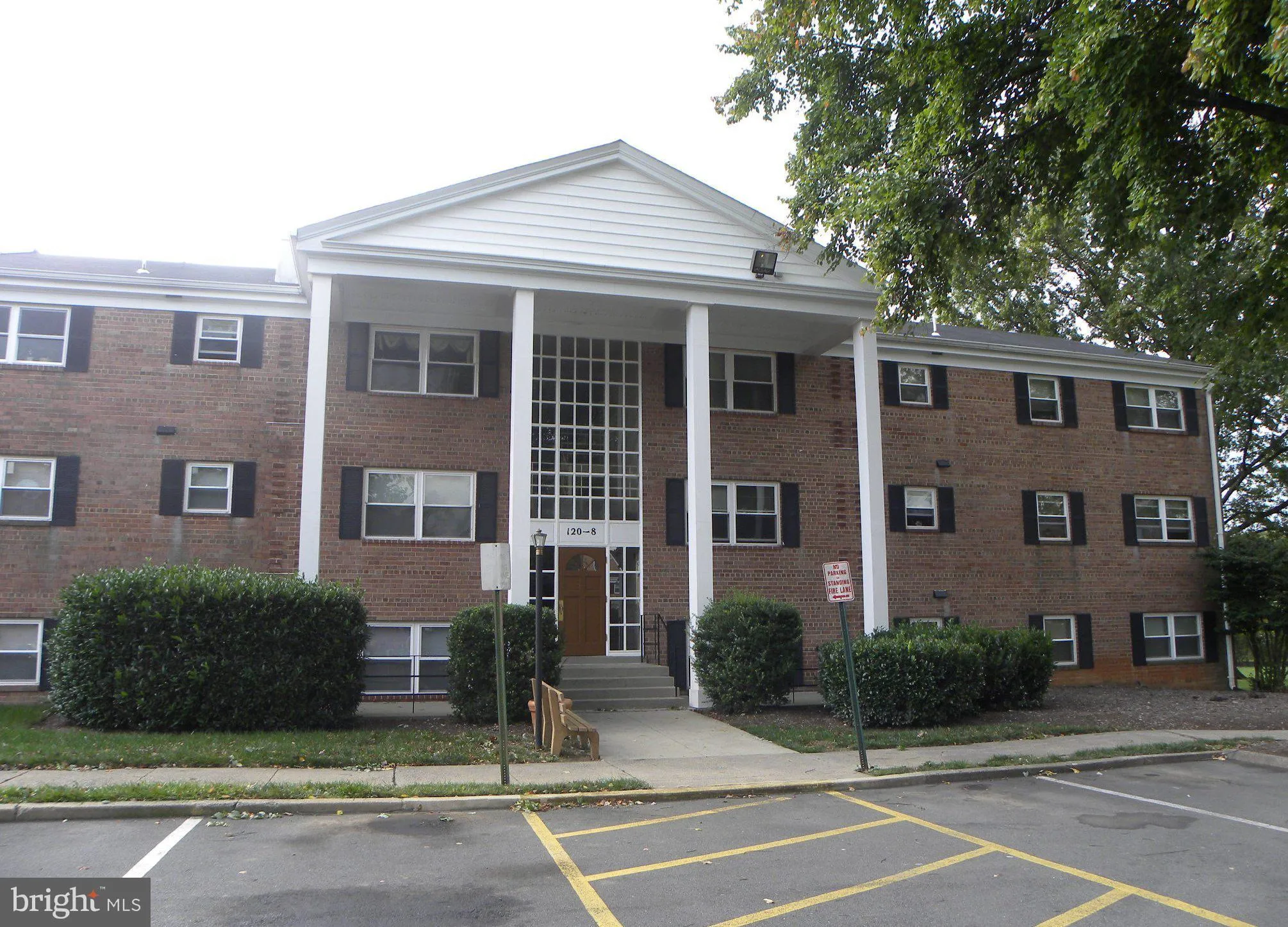 120-8 WASHINGTON STREET NE, Leesburg, VA 20176