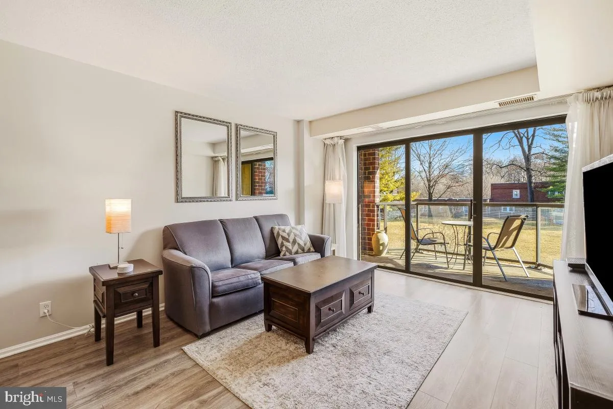 2100 LANGSTON BOULEVARD, Arlington, VA 22201