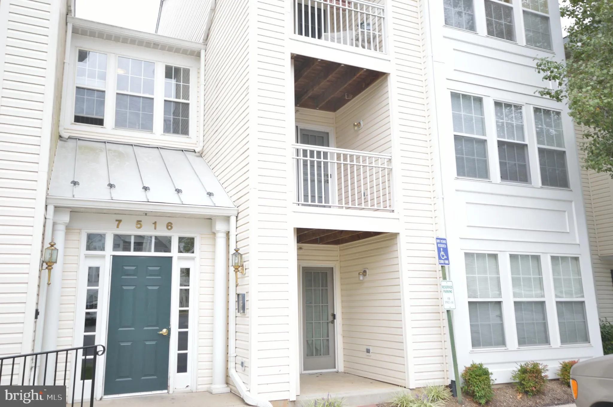 7516 SNOWPEA COURT, Alexandria, VA 22306
