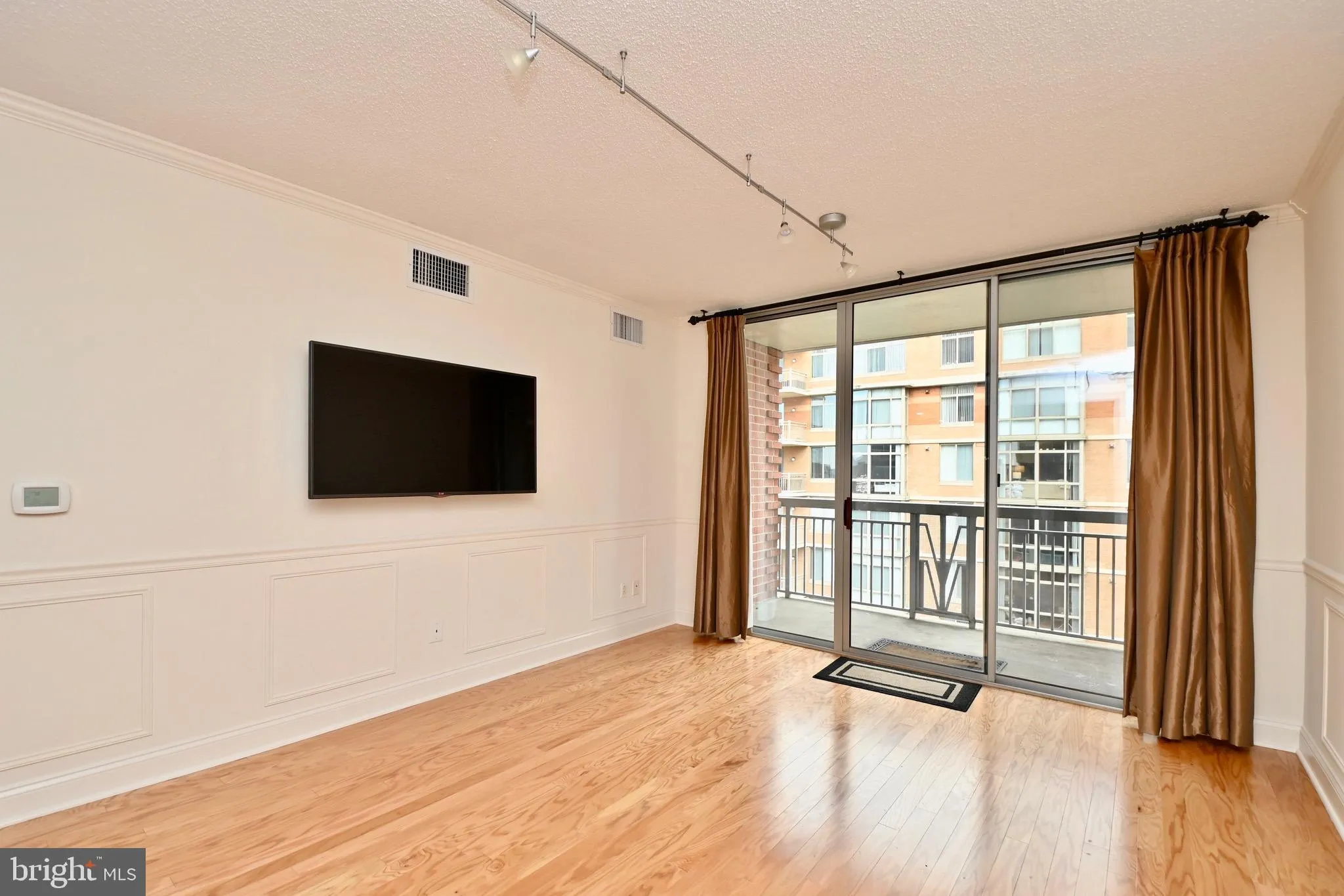 1020 HIGHLAND STREET, Arlington, VA 22201