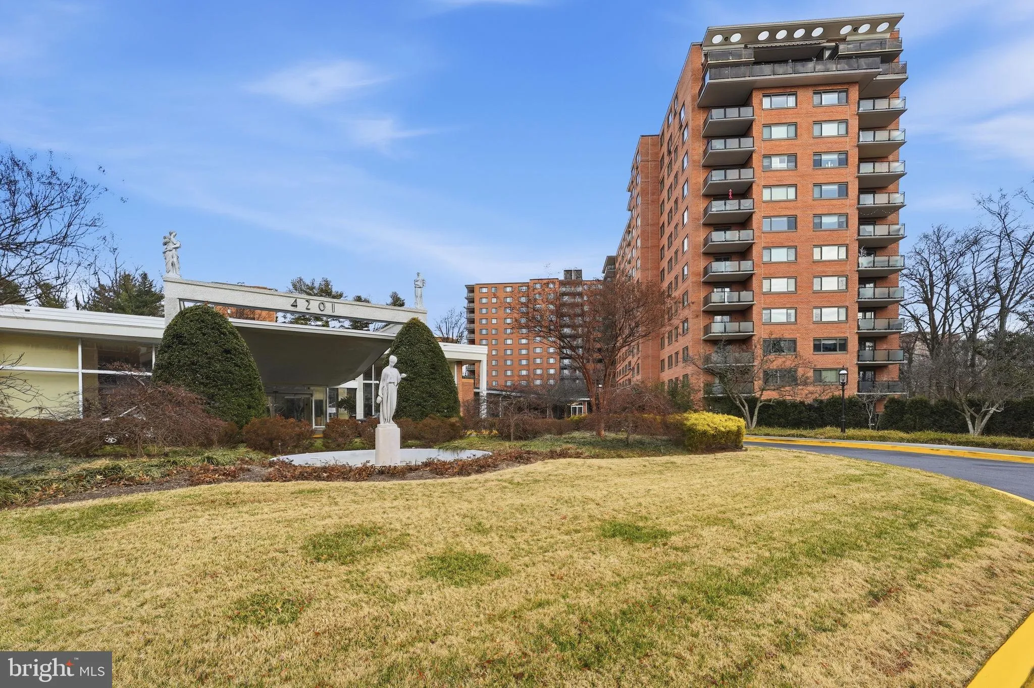 4201 CATHEDRAL AVENUE, Washington, DC 20016