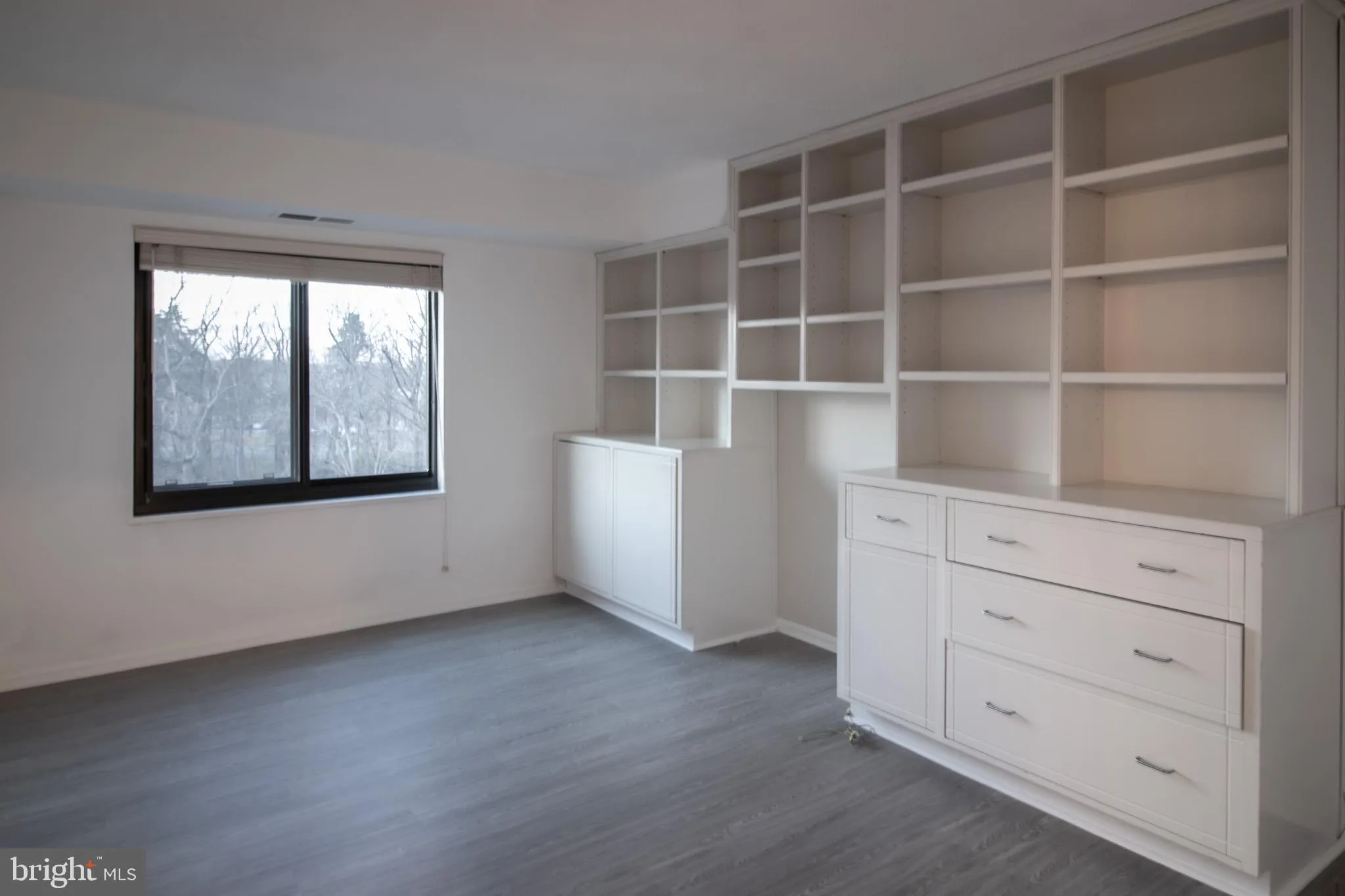 205 YOAKUM PARKWAY, Alexandria, VA 22304