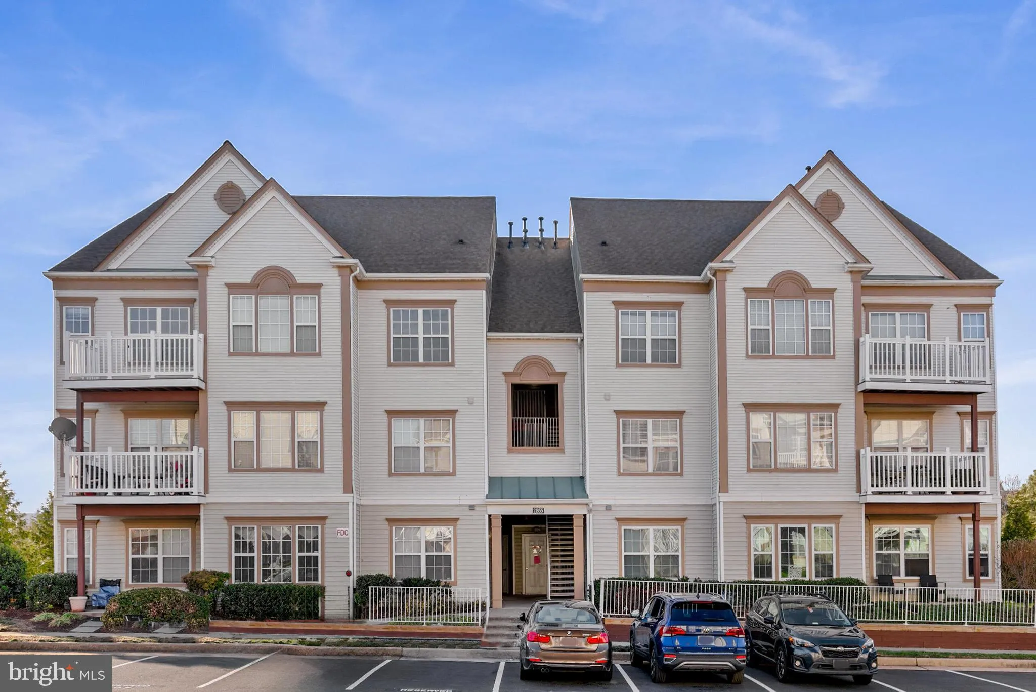 21855 LOCOMOTIVE TERRACE, Sterling, VA 20166