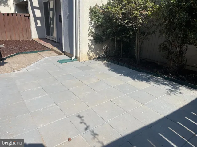 2232 Southgate Sq, Reston, Virginia 20191