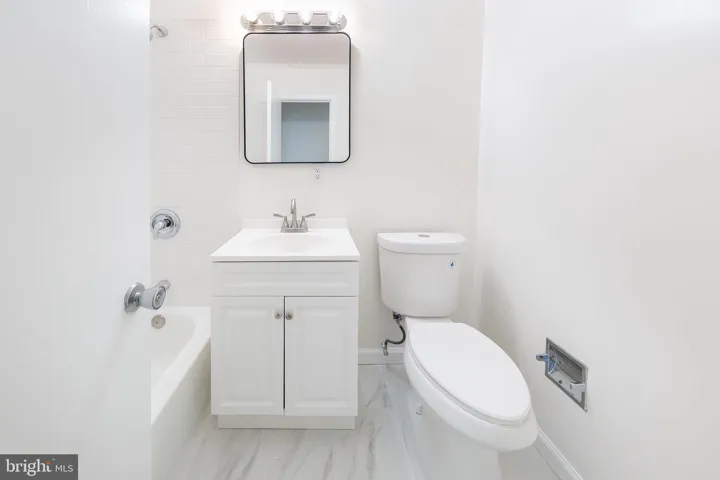 2232 Southgate Sq, Reston, Virginia 20191