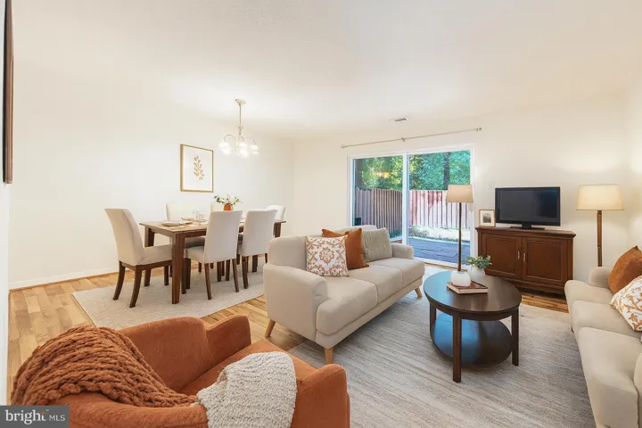 2232 Southgate Sq, Reston, Virginia 20191