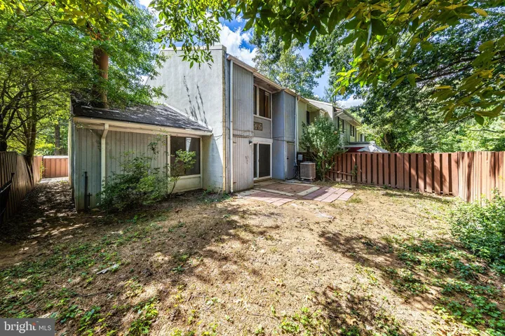 2232 Southgate Sq, Reston, Virginia 20191