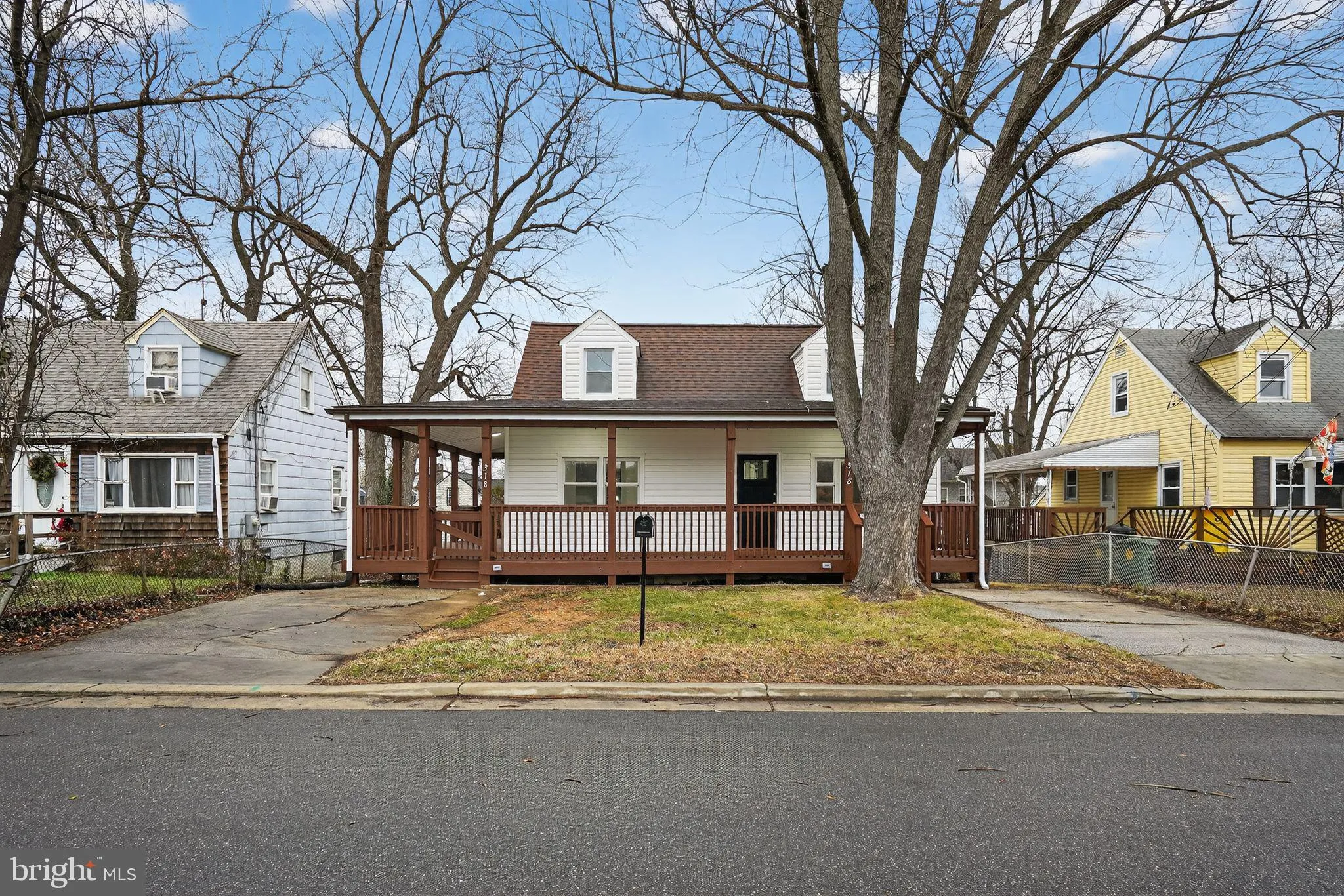 318 HOLY CROSS ROAD, Baltimore, MD 21225