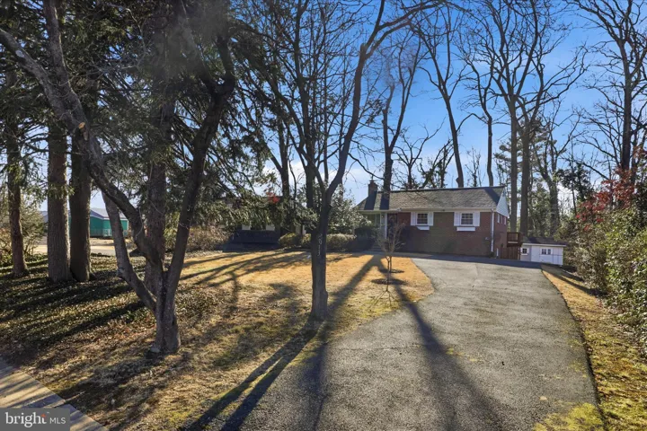 7013 Kenfig Pl, Falls Church, Virginia 22042