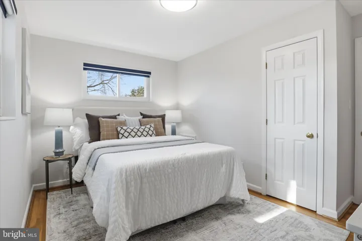 7013 Kenfig Pl, Falls Church, Virginia 22042