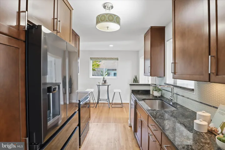 7013 Kenfig Pl, Falls Church, Virginia 22042