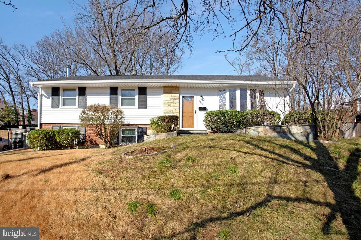 8345 VERONA DRIVE, Hyattsville, MD 20784