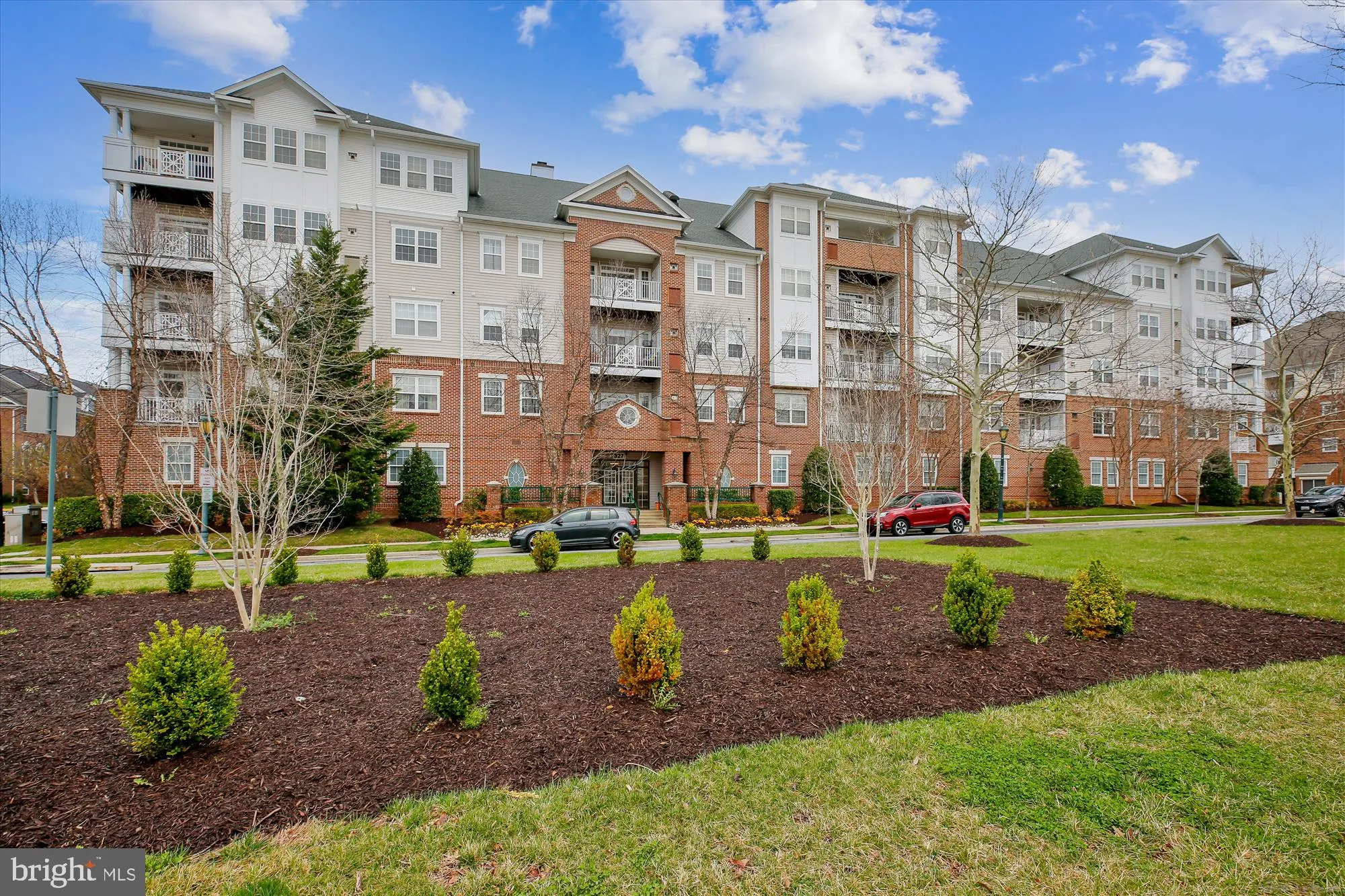 327 KING FARM BOULEVARD, Rockville, MD 20850