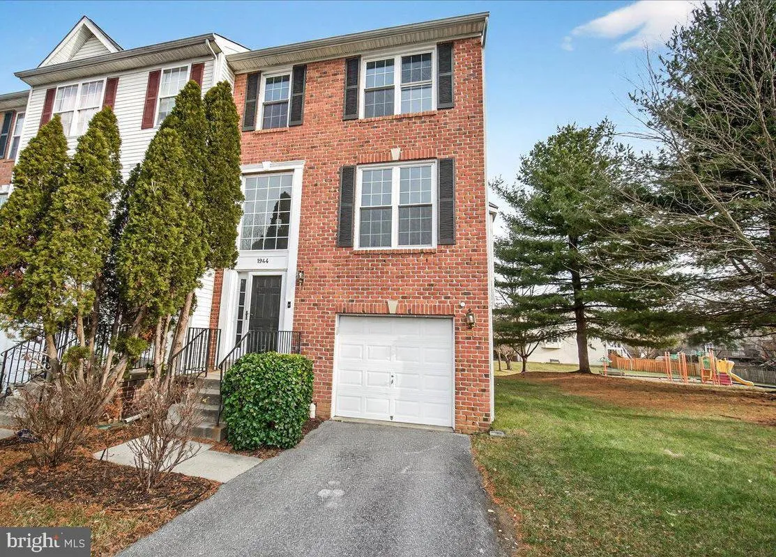 1944 CROSSING STONE COURT, Frederick, MD 21702