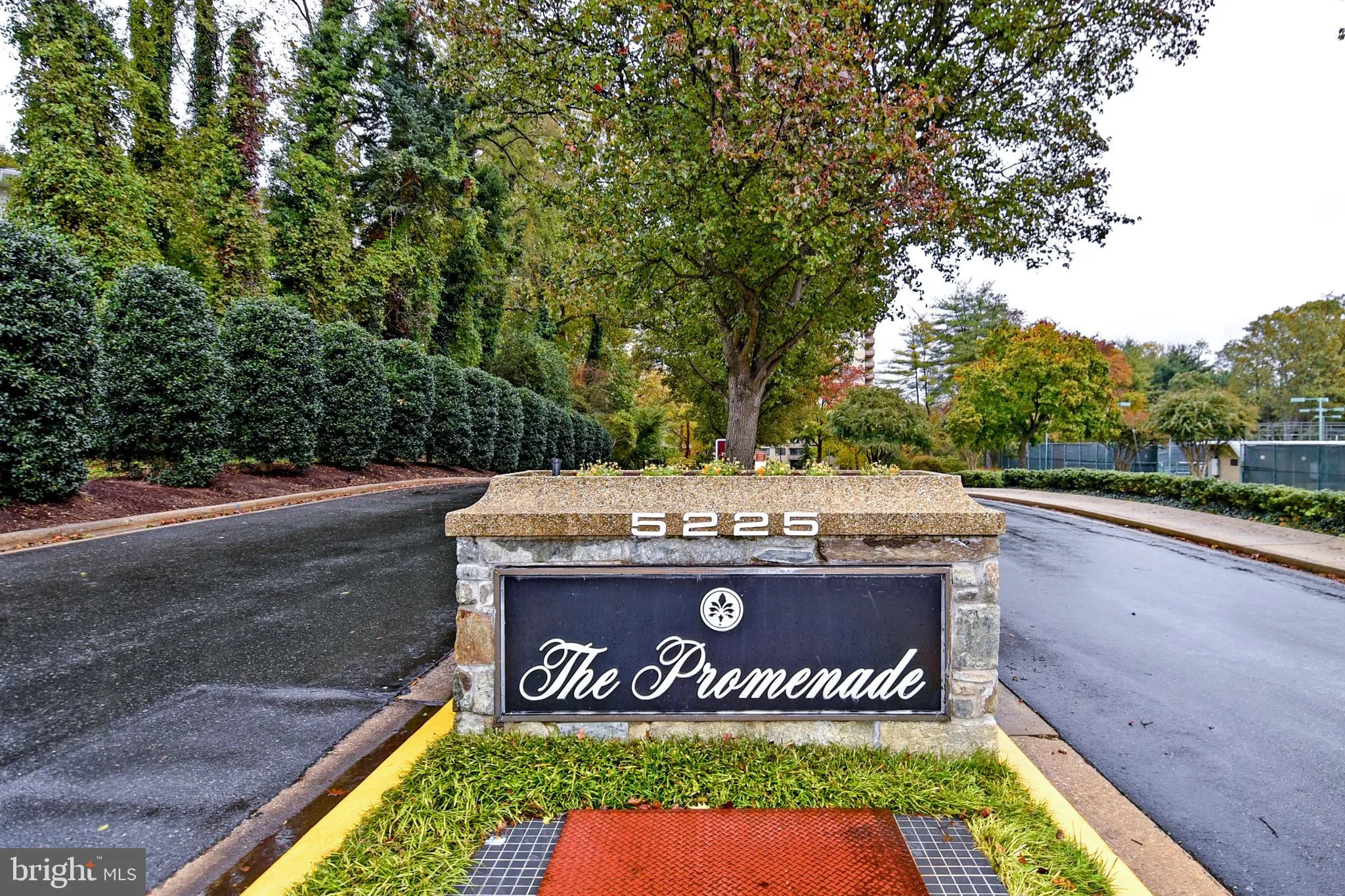 5225 POOKS HILL ROAD, Bethesda, MD 20814