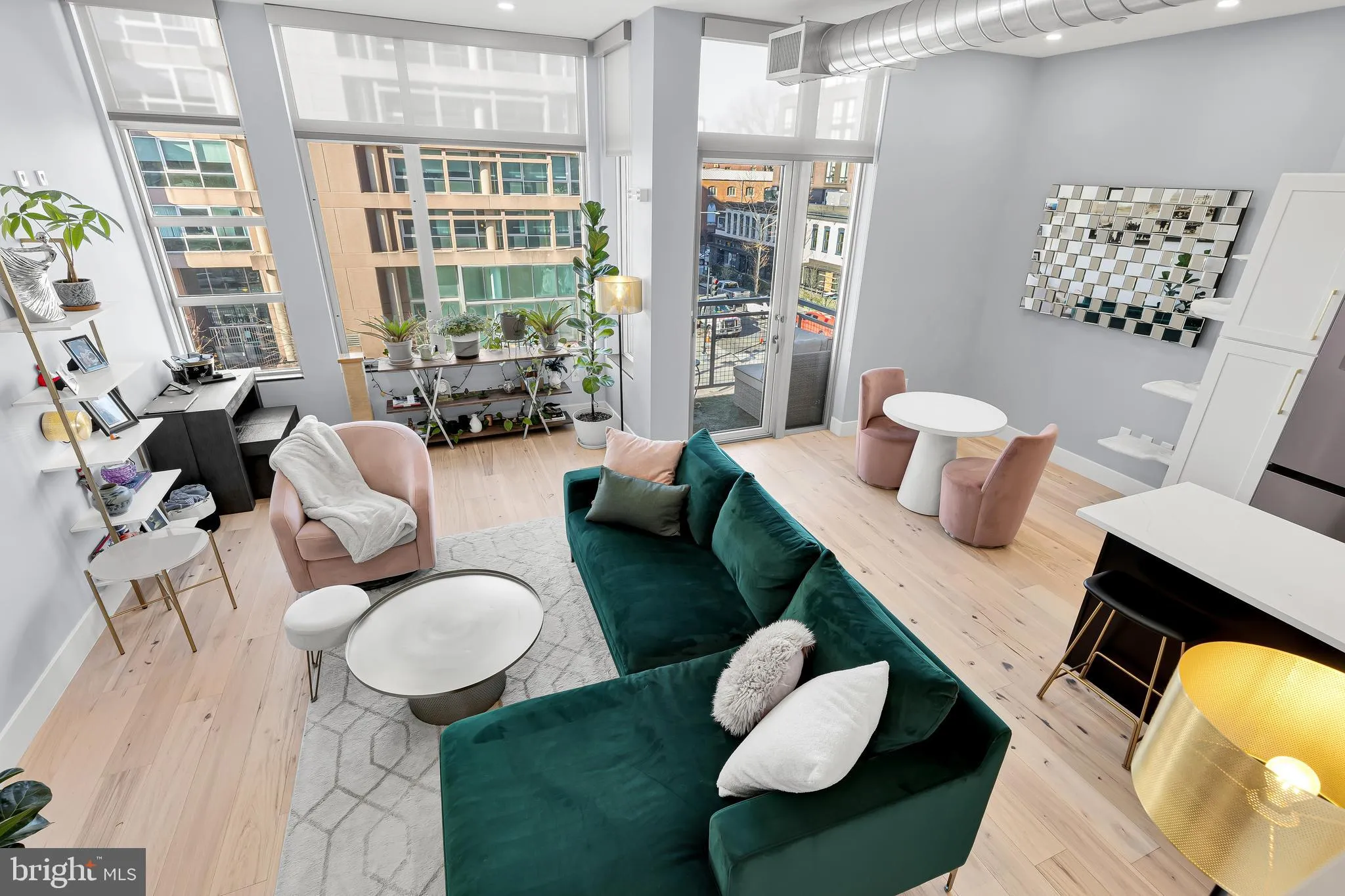 1390 V STREET, Washington, DC 20009