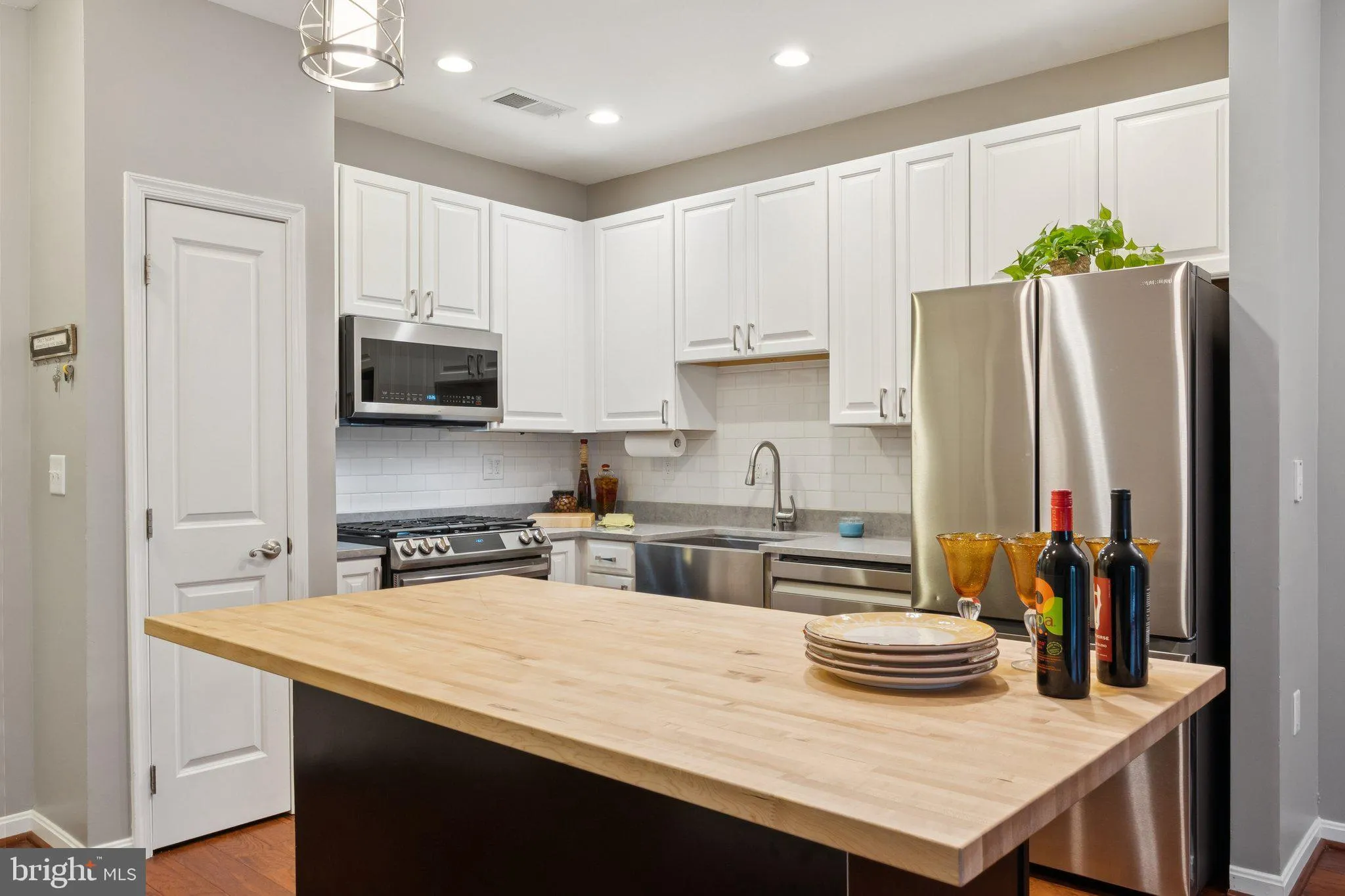 2665 PROSPERITY AVENUE, Fairfax, VA 22031