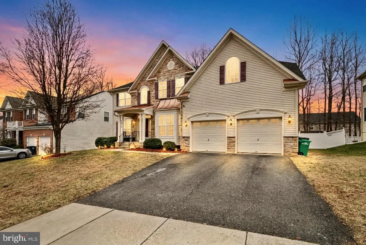 9015 HELMSLEY DRIVE, Clinton, MD 20735