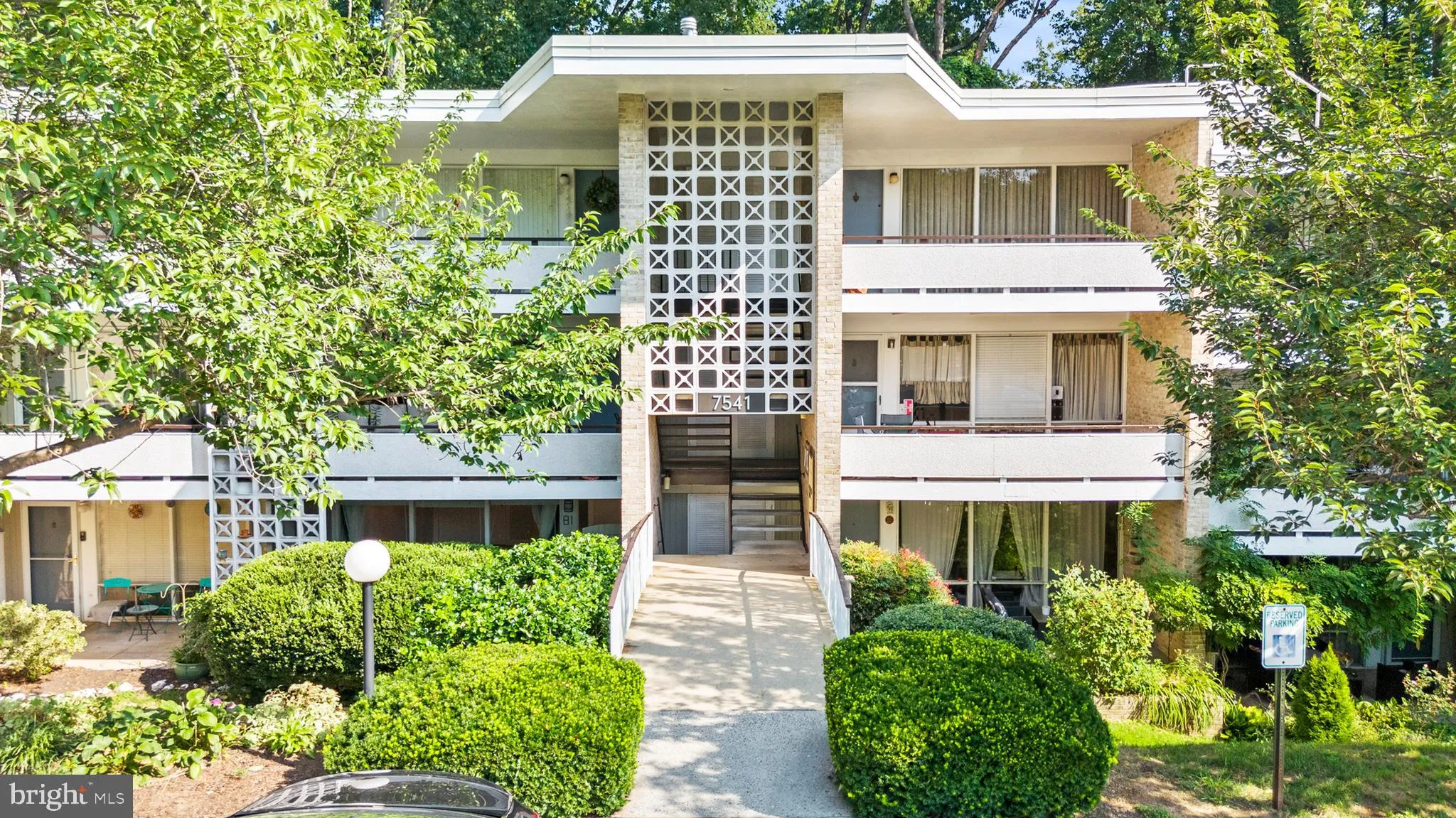 7541 SPRING LAKE DRIVE, Bethesda, MD 20817