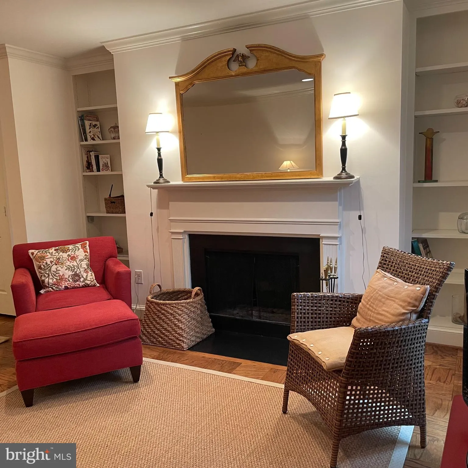 3221 SUTTON PLACE, Washington, DC 20016
