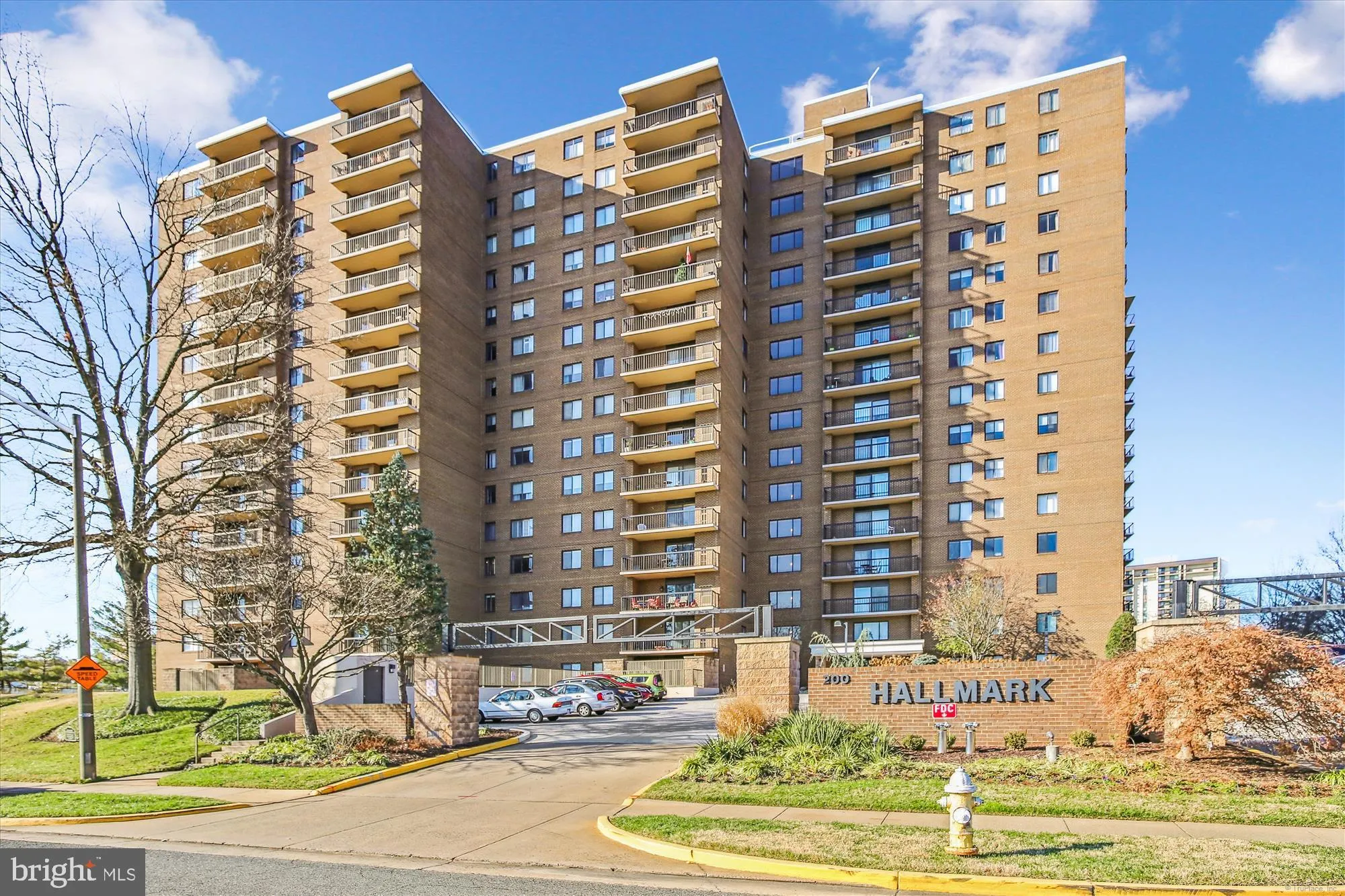 200 PICKETT STREET, Alexandria, VA 22304
