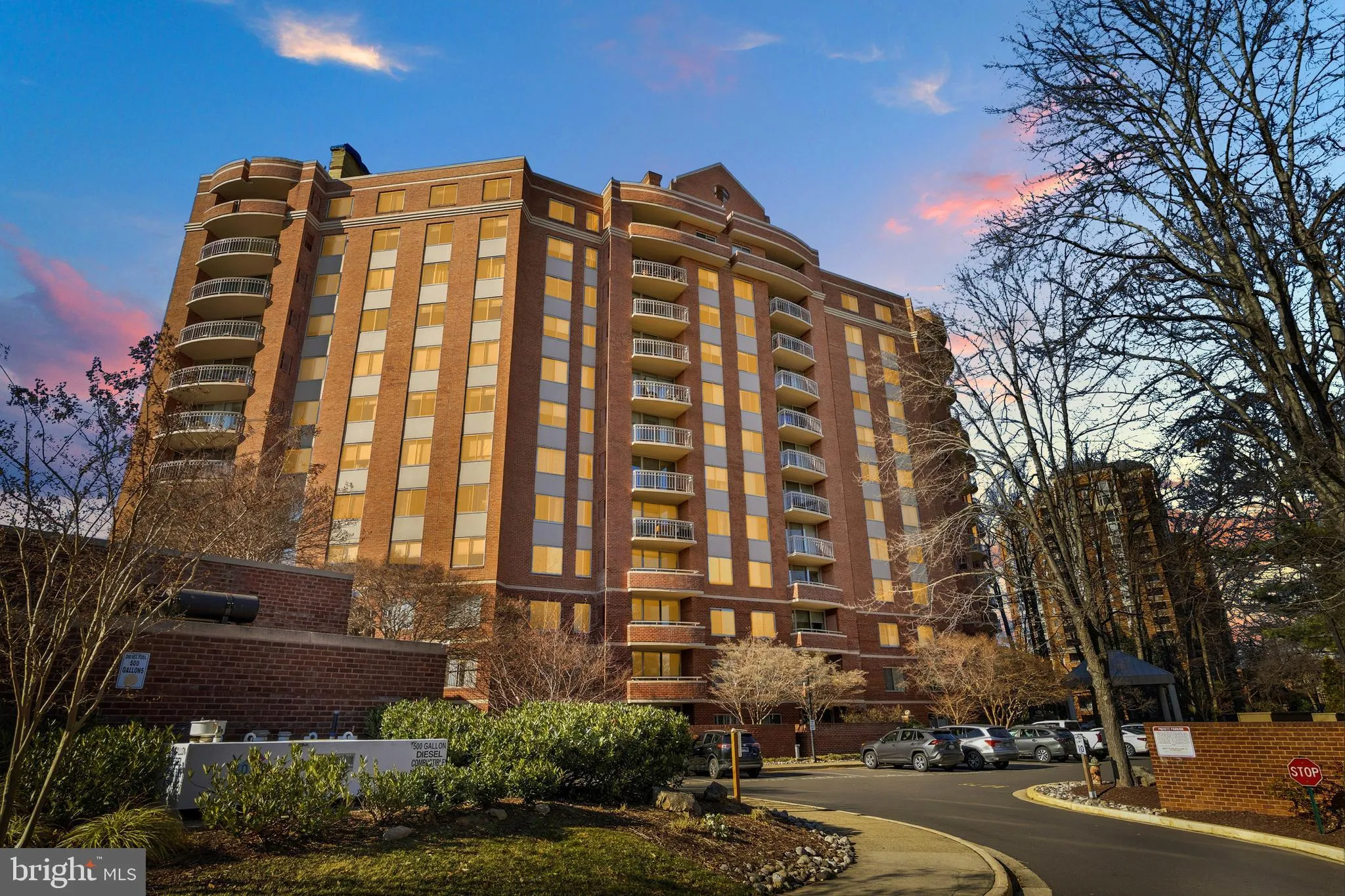 5800 NICHOLSON LANE, Rockville, MD 20852