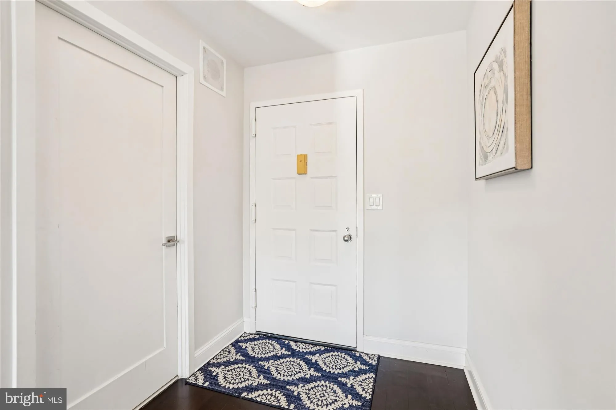 8340 GREENSBORO DR, Mclean, VA 22102