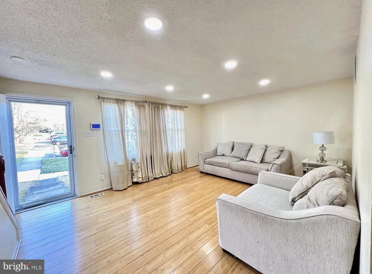 8679 HICKORY RIDGE COURT, Springfield, VA 22153